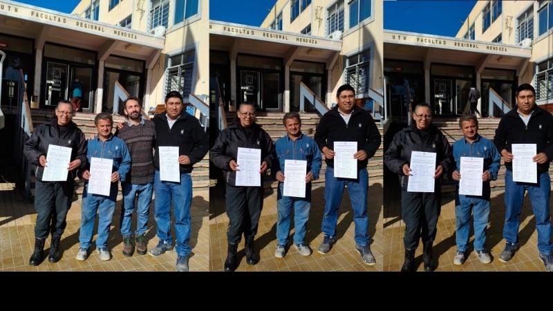 Graduados Bachillerato para Adultos UTN 