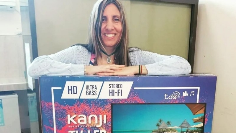APUTN entregó  el Smart TV por su 40° Aniversario en La Plata