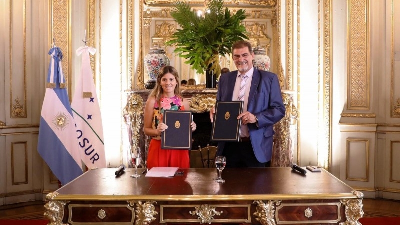 La Cancillería Argentina moderniza su sistema de comunicaciones diplomáticas, con apoyo de la UTN