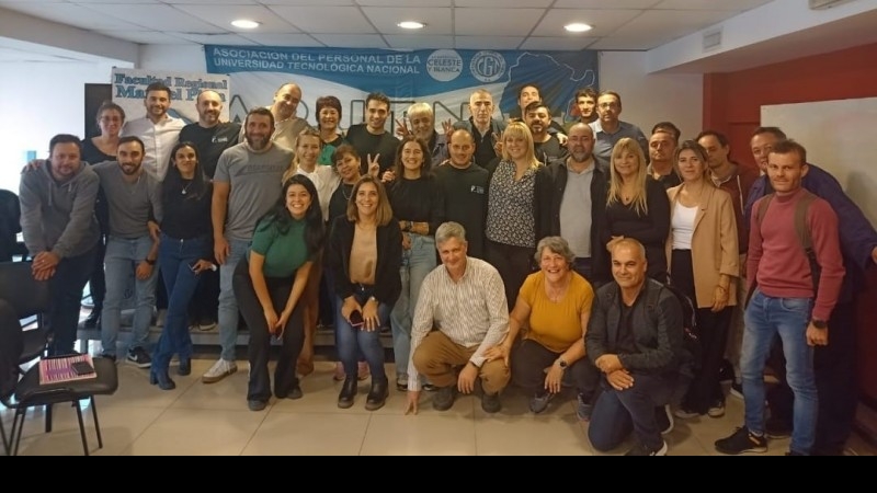 Asamblea Nodocente de base en la Facultad Regional Mar del Plata