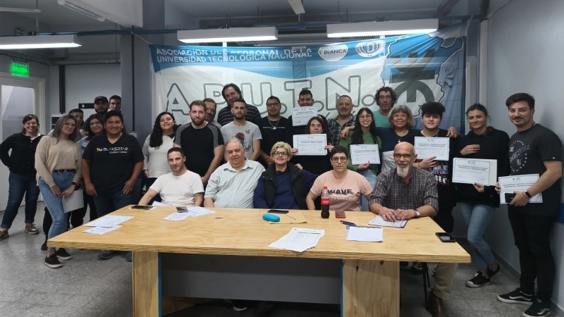 Asamblea Nodocente en el INSPT