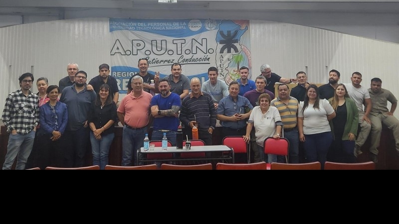 Asamblea Nodocente de base en la Facultad Regional Resistencia