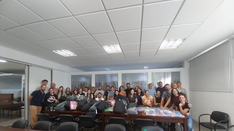 Entrega del subsidio por escolaridad en la Facultad Regional  Rafaela