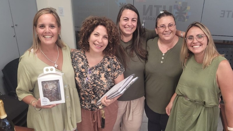 Entrega de cajas navideñas en la Facultad Regional San Nicolás